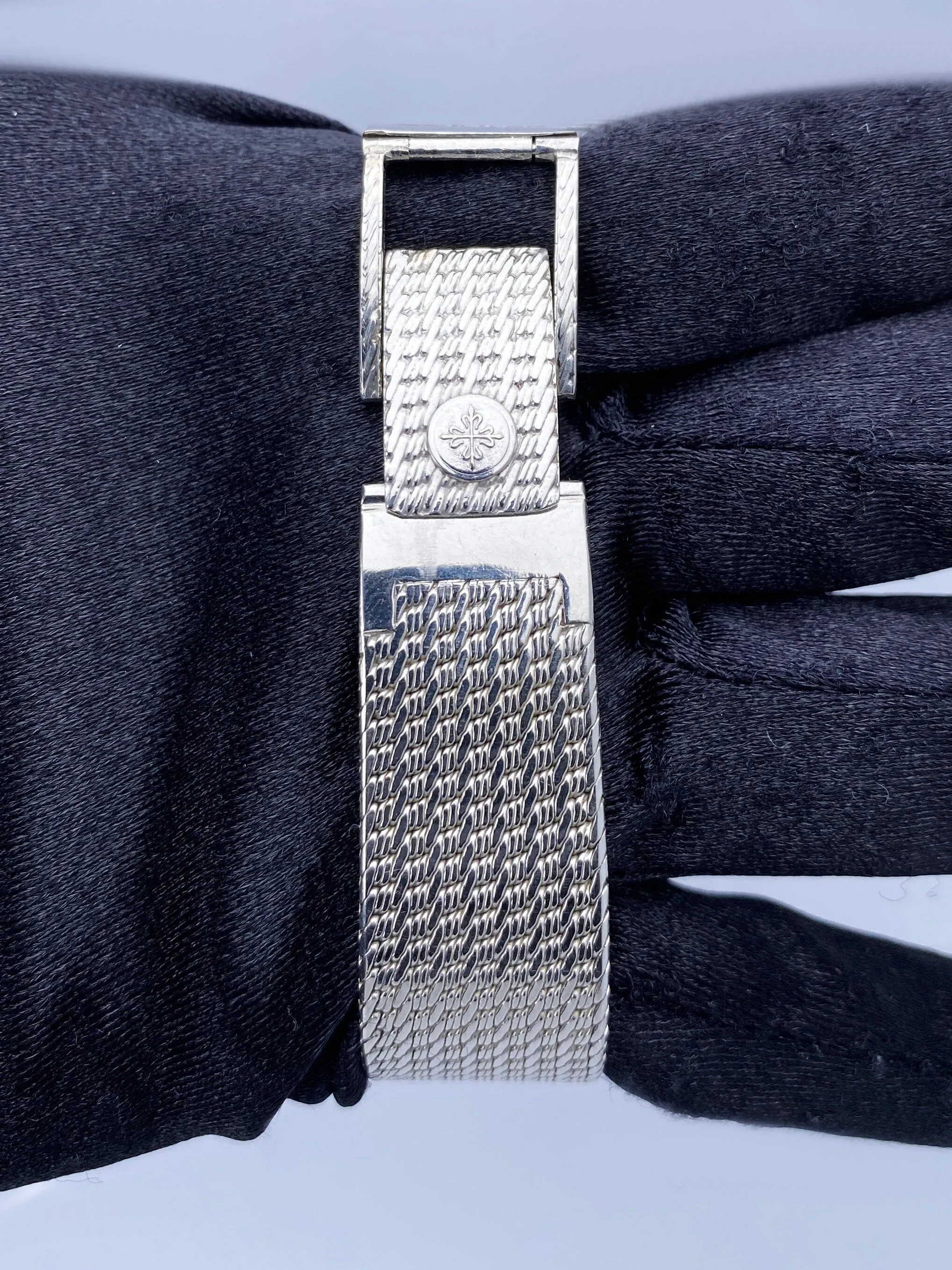 Patek Philippe Calatrava 2591 Diamond Dial Platinum Mens Watch